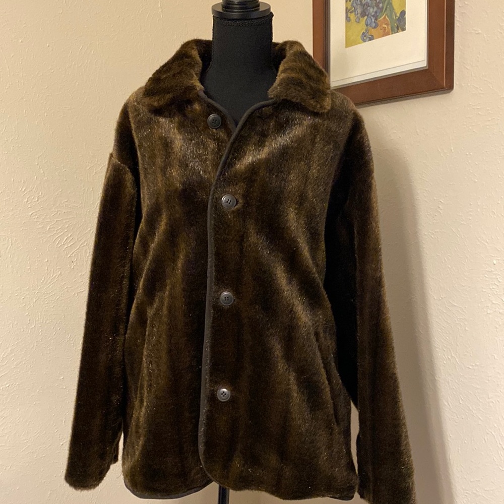 Women’s Gallery Brown Faux Fur Reversible Faux Suede Coat Size  Medium